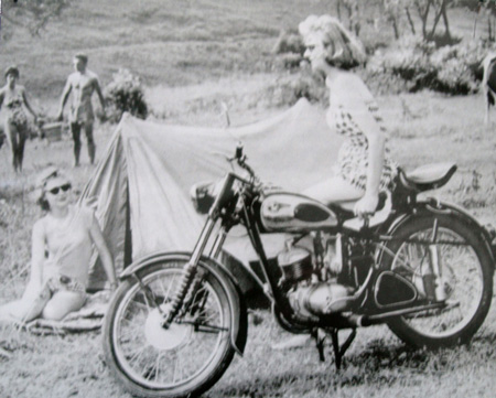 Blechschild: Ausf�hrung m. Bild RT 125